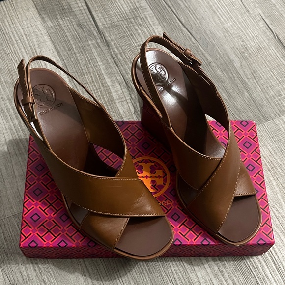 Tory Burch Gabrielle Leather Wedges - Picture 12 of 13
